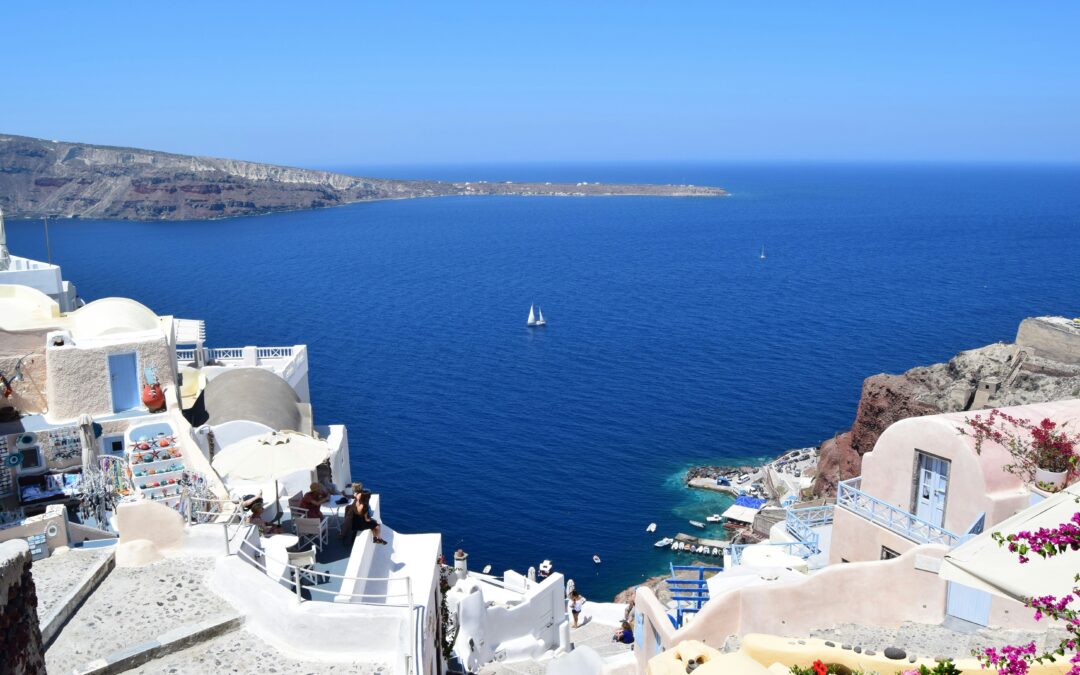Coastal Cuisine: Seafood Feasts and Gastronomic Delights for Honeymooning Couples
